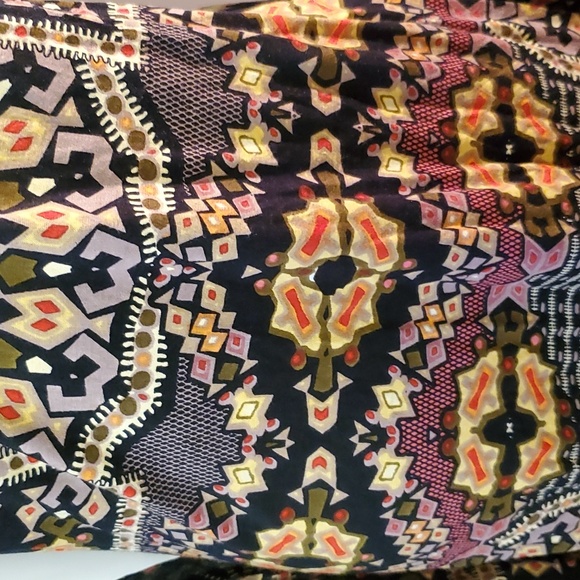 Patrons of Peace dress 😍 - Picture 5 of 7